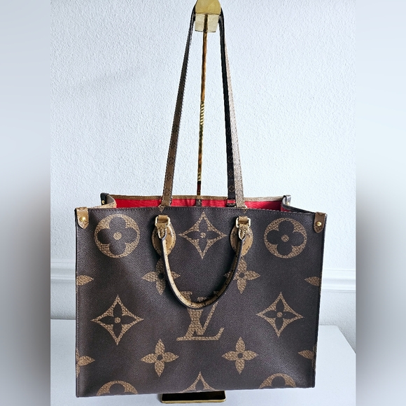 Louis Vuitton Reverse Monogram Onthego GM - Picture 2 of 13